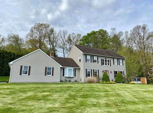 11 Bernadette Ln, Durham, CT 06422