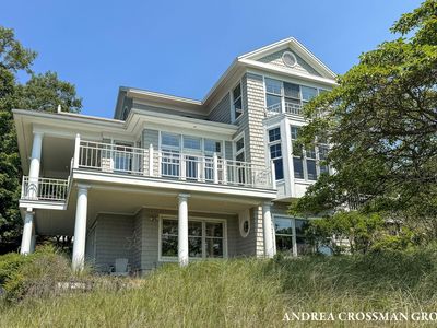 873 Park St, Saugatuck, MI, 49453