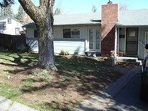 814 Park Pl photo 1