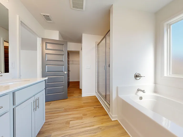 Quinn Residences at Dorchester Place — Photo 161