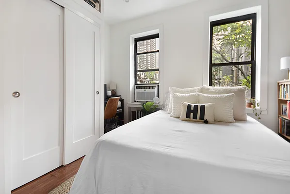 Rented by Compass | media 4