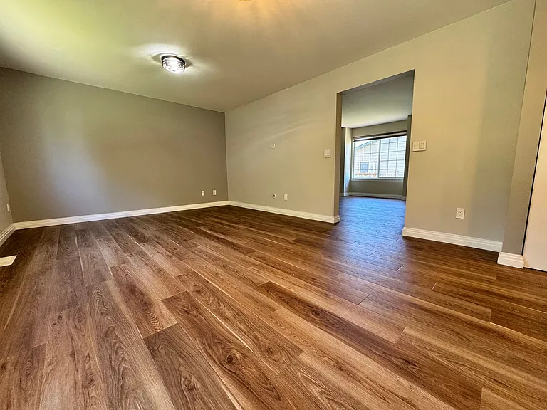 1108 Maddox Creek Ln — Photo 8