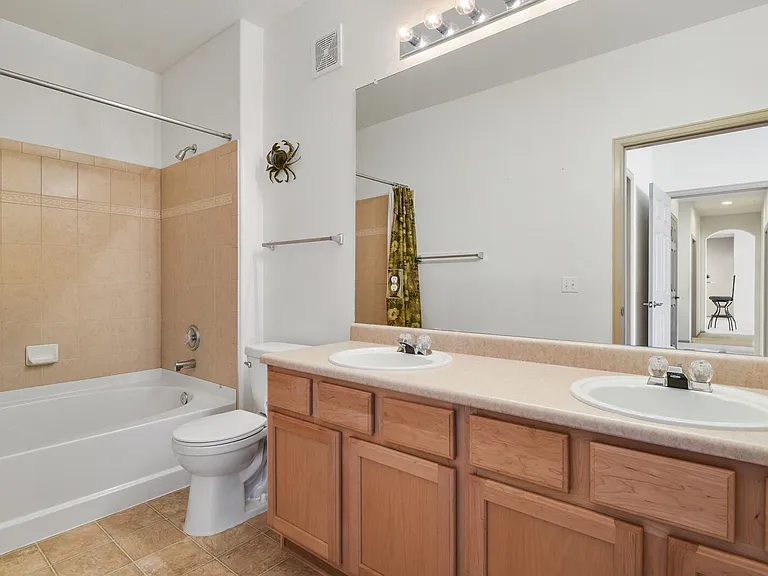 1574 Olympia Cir #203 — Photo 17