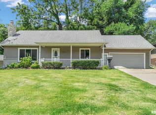 2815 36th St, Moline, IL 61265