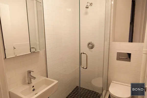 Rented by Bond New York | media 16