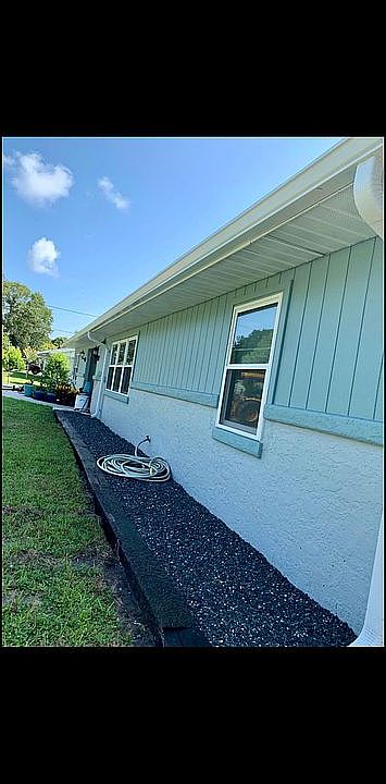 2nd image of 1901 SE 57th Ave