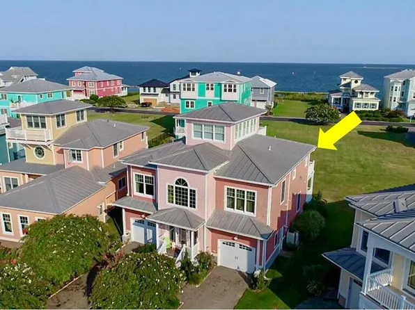 1 Kings Ct, Cape Charles, VA 23310