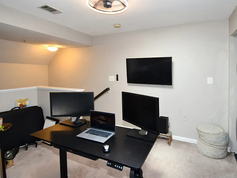 5121 Travis Edward Way #J — Photo 17