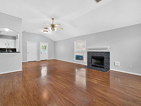 3rd image of 4002 Teal Run Place Ct