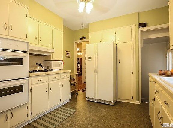 3rd image of 8160 246th St