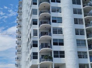 11930 N Bayshore Dr APT 902, North Miami, FL 33181