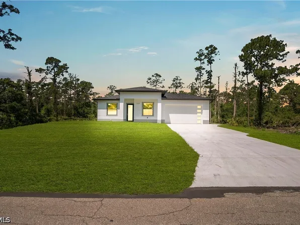 1009 Moore Ave, Lehigh Acres, FL 33972
