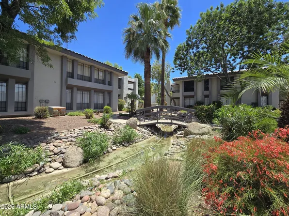 5227 N 24th St APT 201, Phoenix, AZ 85016