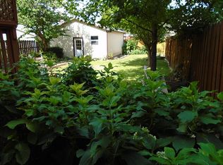 4707 Westminster Pl, Saint Louis, MO 63108
