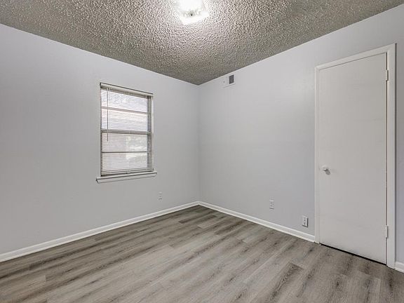 5th image of 12442 Oberlin Dr