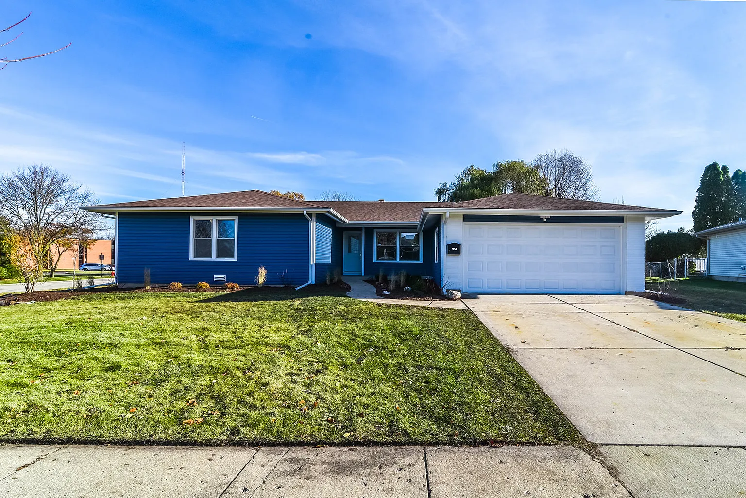 951 Borman Ct photo 1