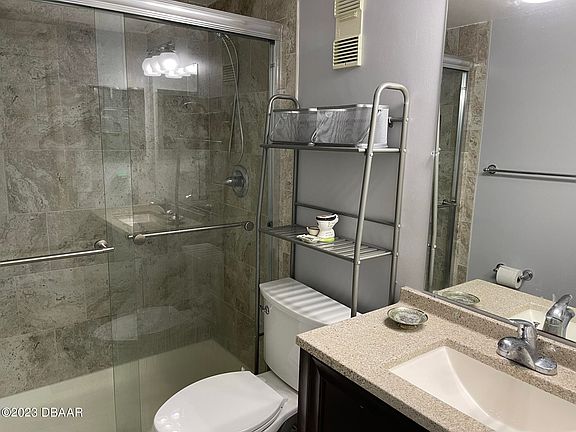 4th image of 1429 N Atlantic Ave APT 235