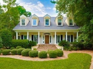 2 Salt Wind Cir, Savannah, GA 31411