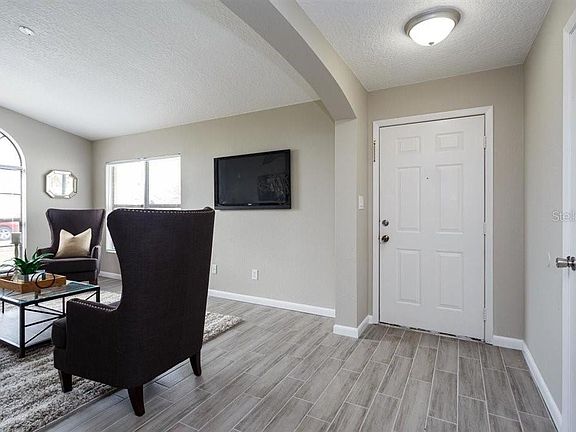 3rd image of 4811 Warrior Ln