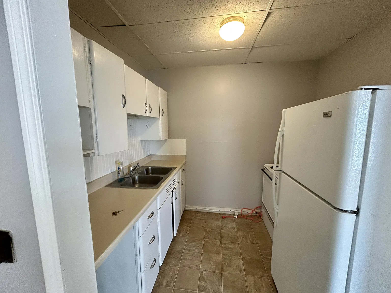 617 E 4th St — Photo 2