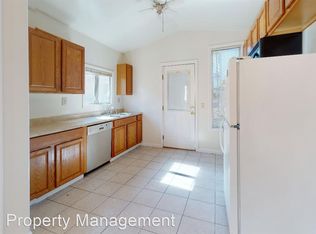857 Hawthorne St #2, Monterey, CA 93940