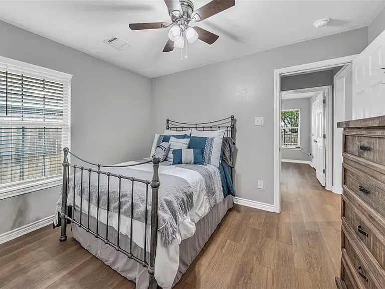 903 Whitewing Ln — Photo 9