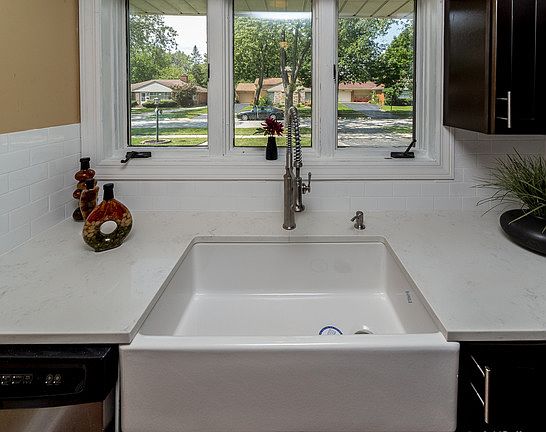 4th image of 1225 Oakmont Ave