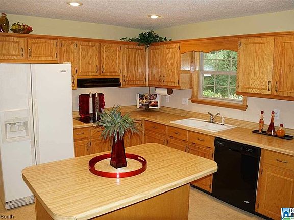 2nd image of 406 Odell Ave