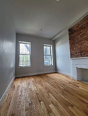 4th image of 1163 Bedford Ave #2