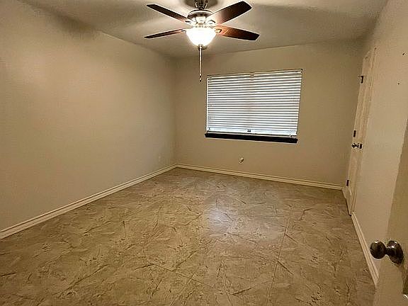 5th image of 1809 Renee Ln