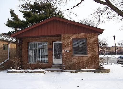 1st image of 3243 S Wenonah Ave