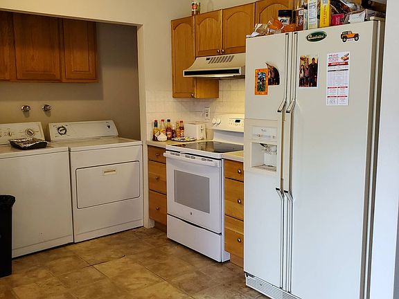 5th image of 4125 Golden St