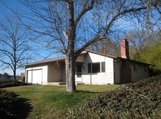 497 W 27th Pl, Eugene, OR