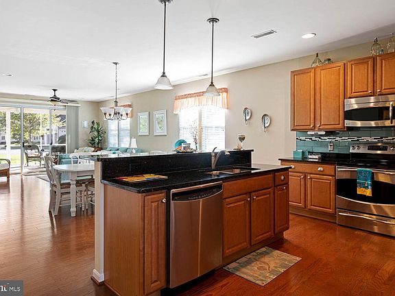 4th image of 32105 Arbor Dr Unit 43