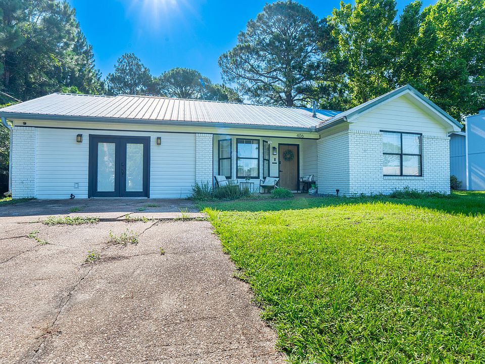 1st image of 406 Rosewood Dr