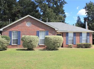 900 Brookland Curv, Montgomery, AL 36117