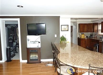 5th image of 1861 Manchester Blvd