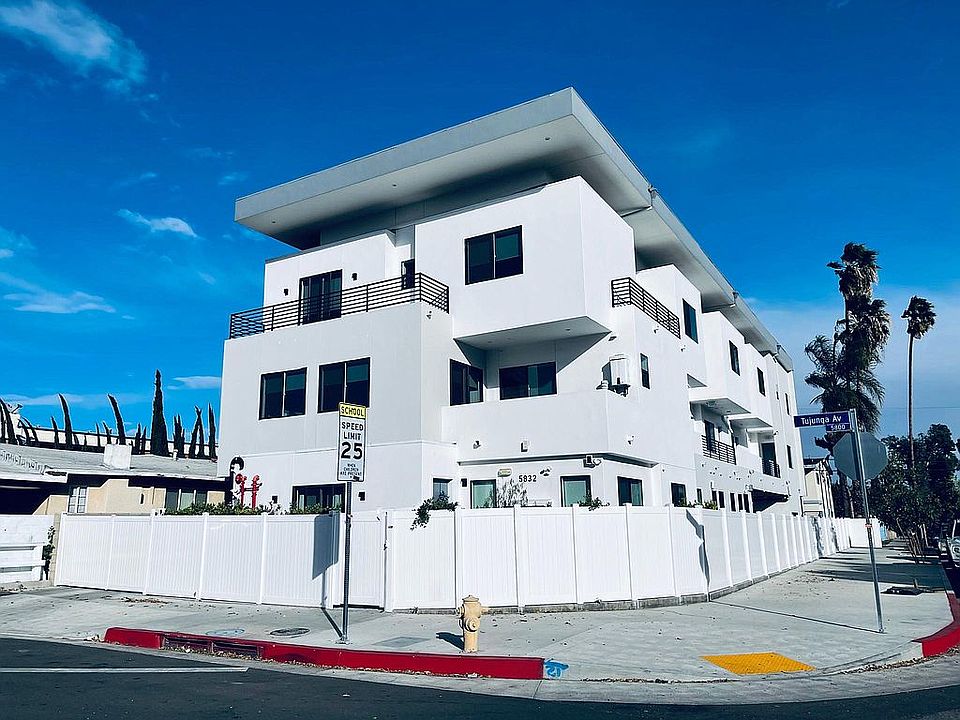 1st image of 5832 Tujunga Ave #1