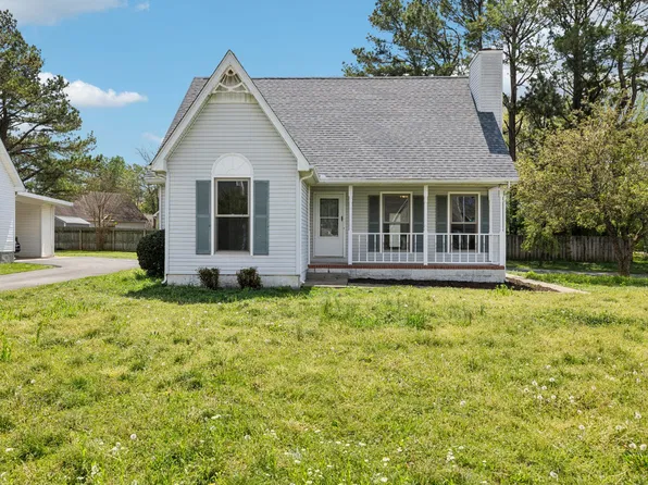 1111 Victoria Dr, Murfreesboro, TN 37129