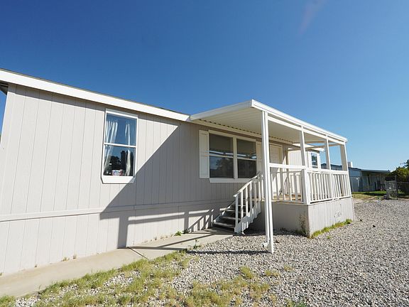 2nd image of 45465 25th St E Spc 18