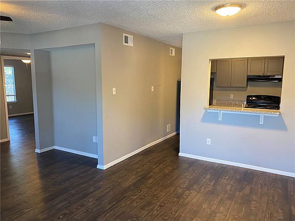 3rd image of 4559 Avenue A APT 101