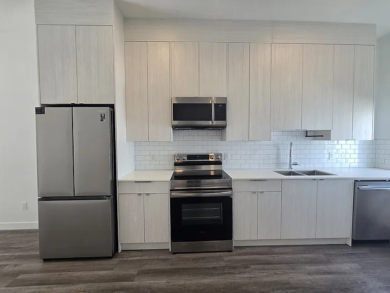 101 Panatella Sq NW — Photo 7