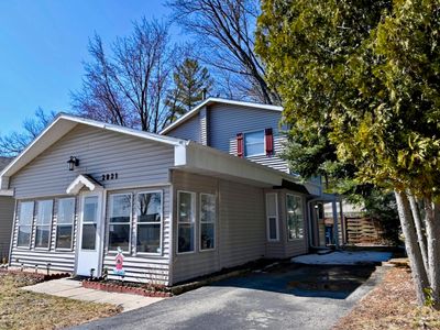 2821 N Townline Rd, Houghton Lake, MI, 48629