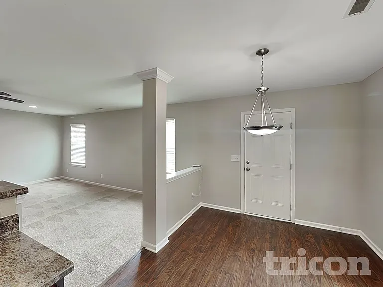10020 Porta Ferry Dr — Photo 4