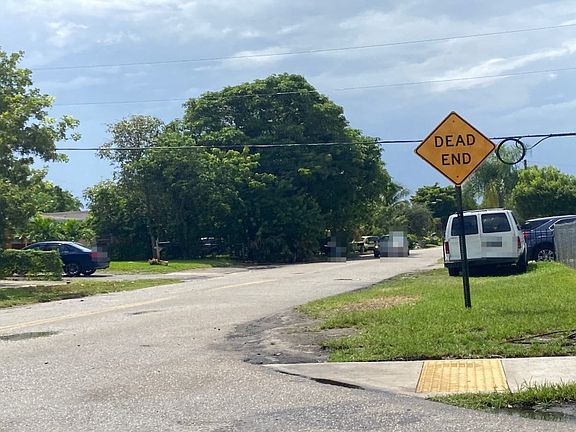 4th image of 1721 NW 1st Ave