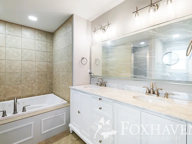 1137 E Keswick Rd #2 — Photo 21