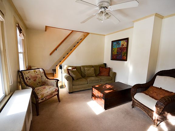 4th image of 76 Glen Ave