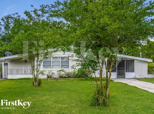 7940 Fresca St, Jacksonville, FL 32217