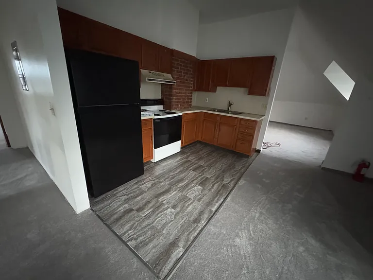1440 Washington St #12 — Photo 4