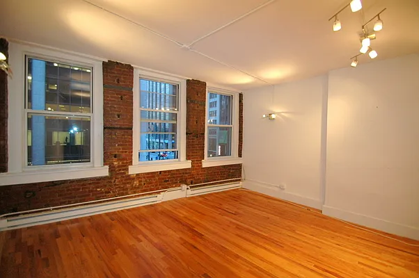 Rented by BLU Real Estate | media 8